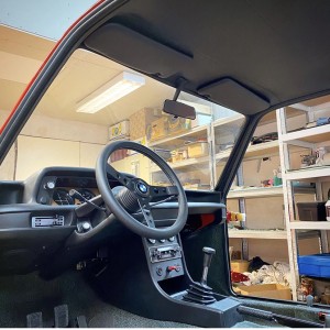 BMW 1502-2002 non-sunroof black headliner